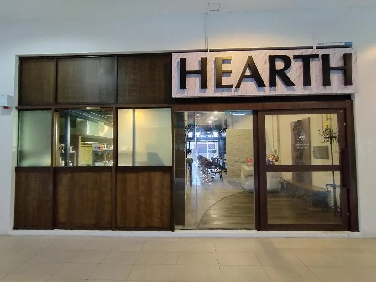 Apartment Restary: Musical Suites with Infinity Pool Near Imago Mall Kota Kinabalu